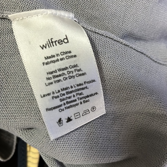 Aritzia Wilfred Librement Asymmetrical Sweater Size Small - Picture 5 of 11